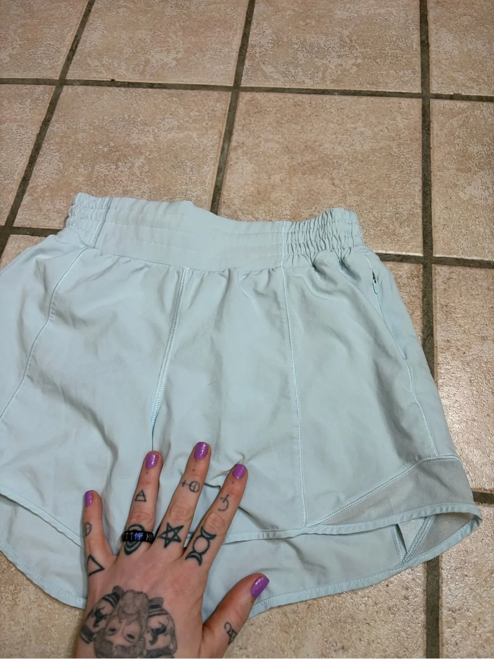 Lululemon Hotty Hot High-Rise Lined Short 4